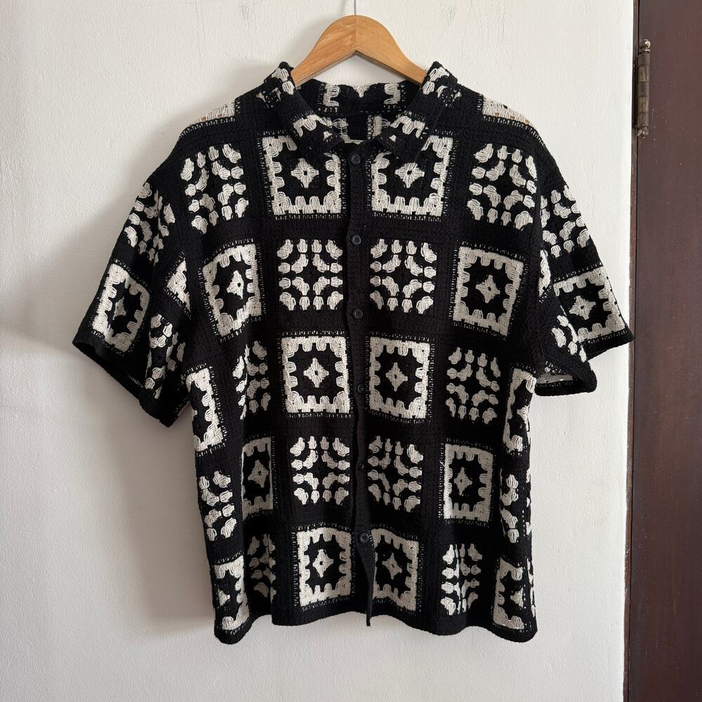 MAISON ARTICLE | Black and white Knit Granny Square Cabana Camp Shirt | Small